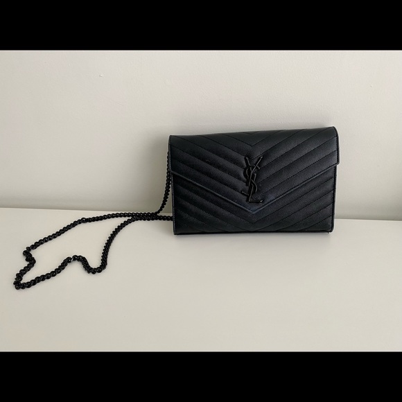 Saint Laurent Chain Envelope Bag - Picture 2 of 5
